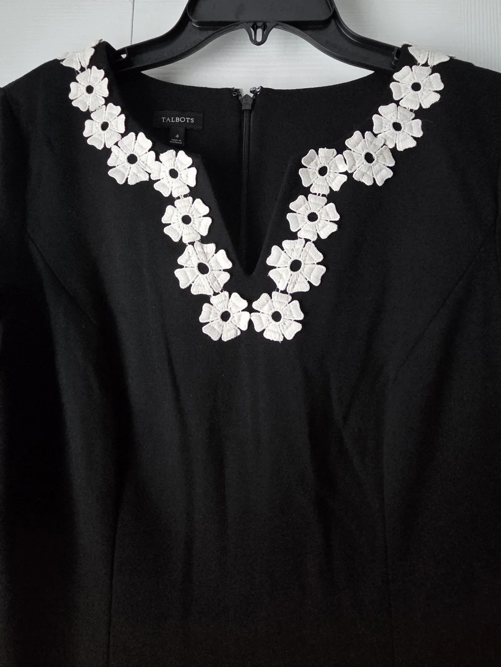 Talbots Black Embroidered Flounce-Sleeve Shift Dress Size 4 - Picture 7 of 13